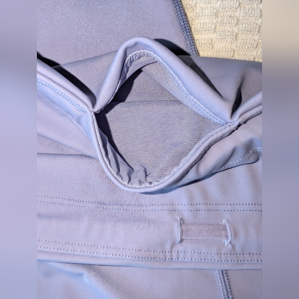 Athleta Interval Stash High Rise Capri Size 1X - Picture 7 of 11